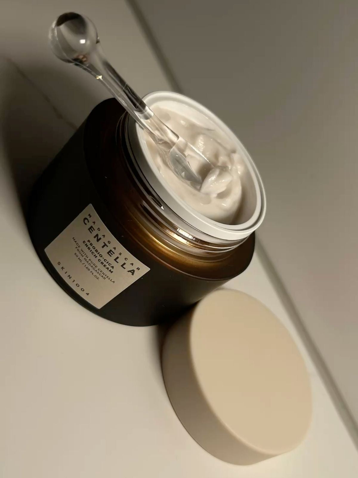 Madagascar centella probio cica enrich cream